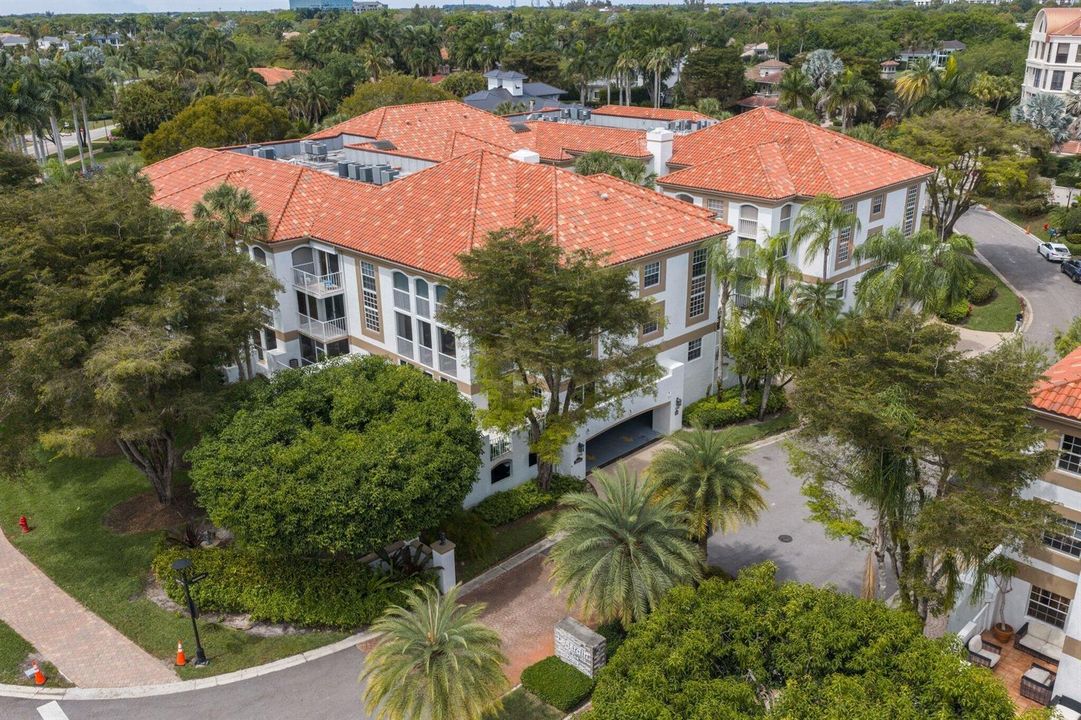 3rd Floor Balcony w/ Golf Views