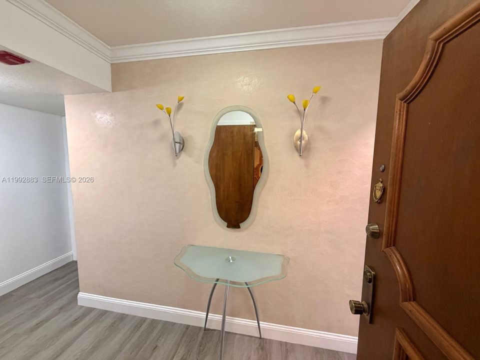 Double entry doors into foyer