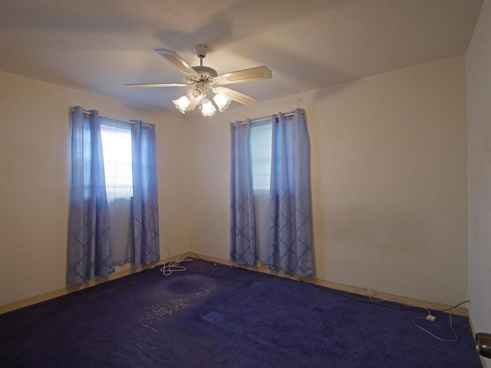 Second Bedroom-017-026-2048x1536