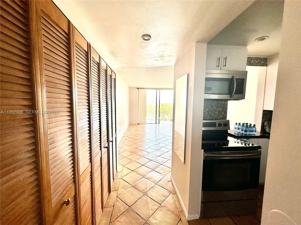En Venta: $175,000 (1 camas, 1 baños, 723 Pies cuadrados)