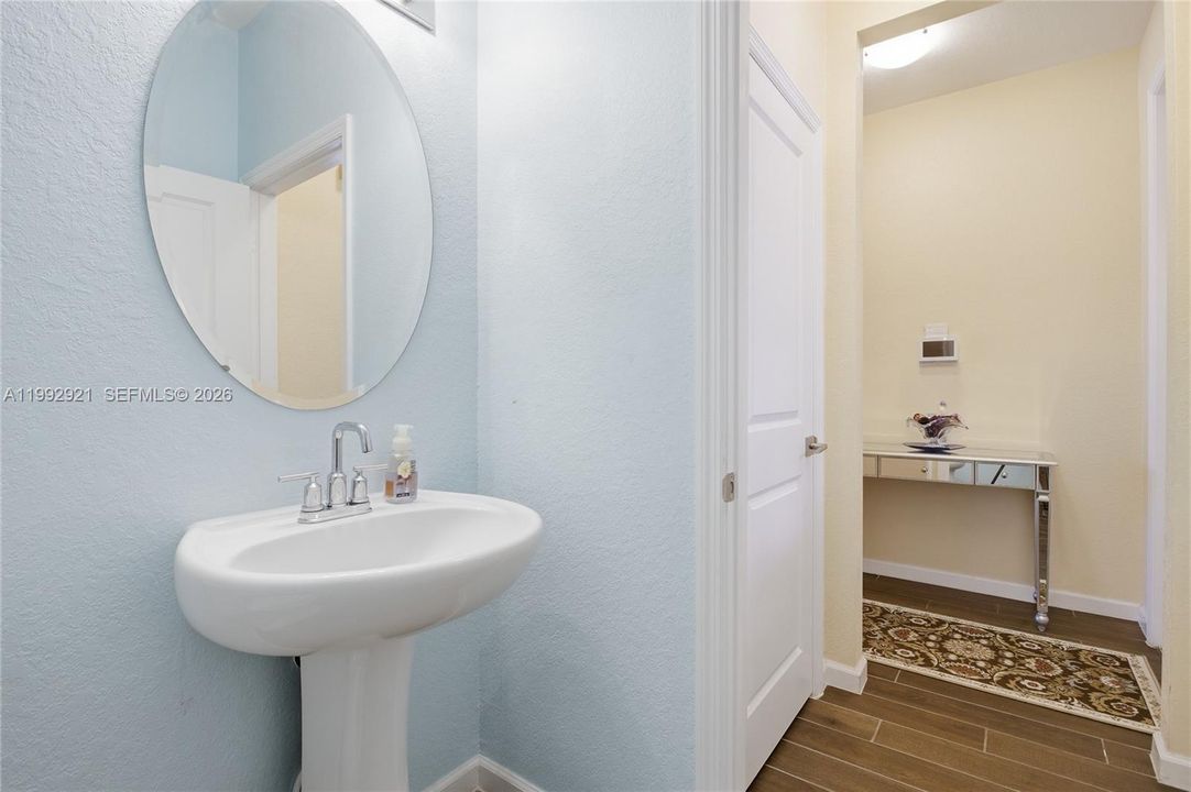 FLOOR 1 HALF BATH