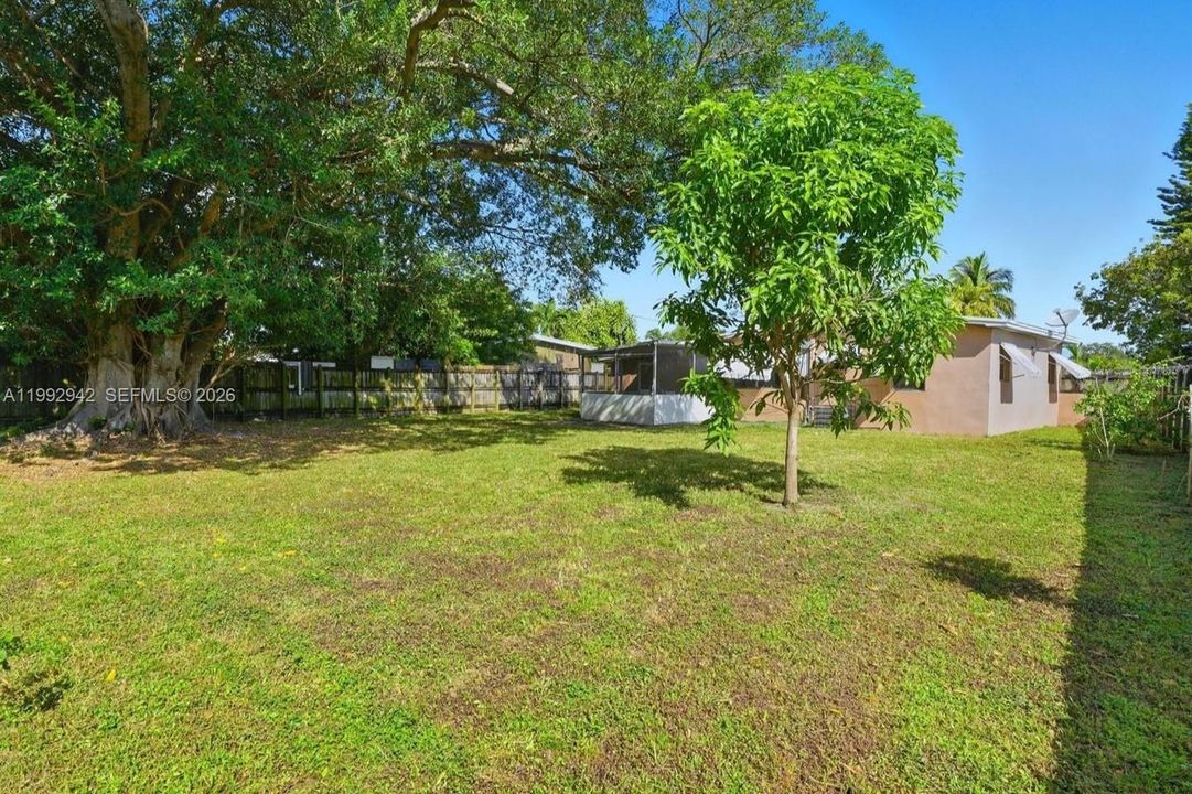 En Venta: $350,000 (2 camas, 1 baños, 878 Pies cuadrados)