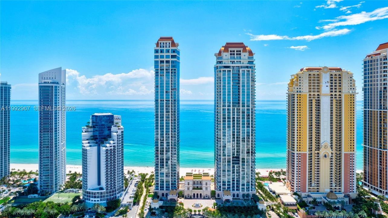 В аренду: $65,000 (5 спален, 7 ванн, 3803 Квадратных фут)