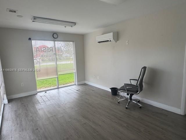 Activo con contrato: $4,700 (0 camas, 0 baños, 0 Pies cuadrados)