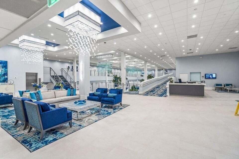 CLUBHOUSE LOBBY