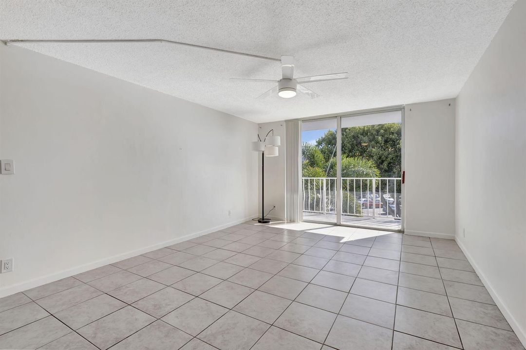 10-web-or-mls-5P1A2812