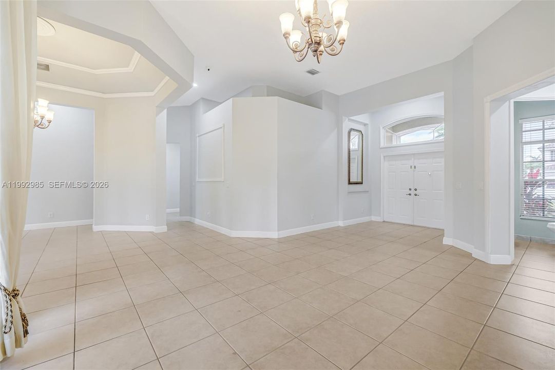 Active With Contract: $5,500 (4 beds, 2 baths, 2562 Square Feet)