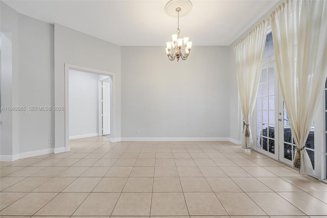 Active With Contract: $5,500 (4 beds, 2 baths, 2562 Square Feet)