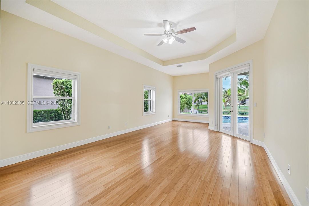 Active With Contract: $5,500 (4 beds, 2 baths, 2562 Square Feet)