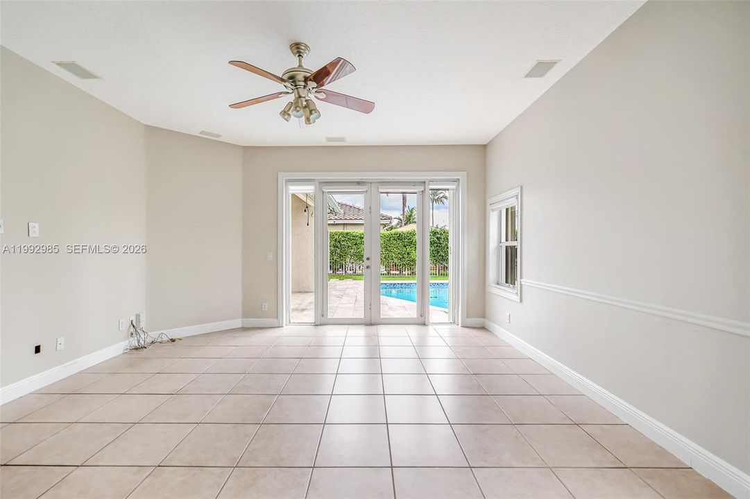 Active With Contract: $5,500 (4 beds, 2 baths, 2562 Square Feet)