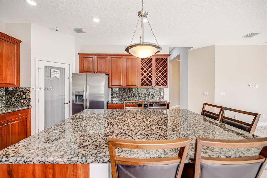 Active With Contract: $5,500 (4 beds, 2 baths, 2562 Square Feet)