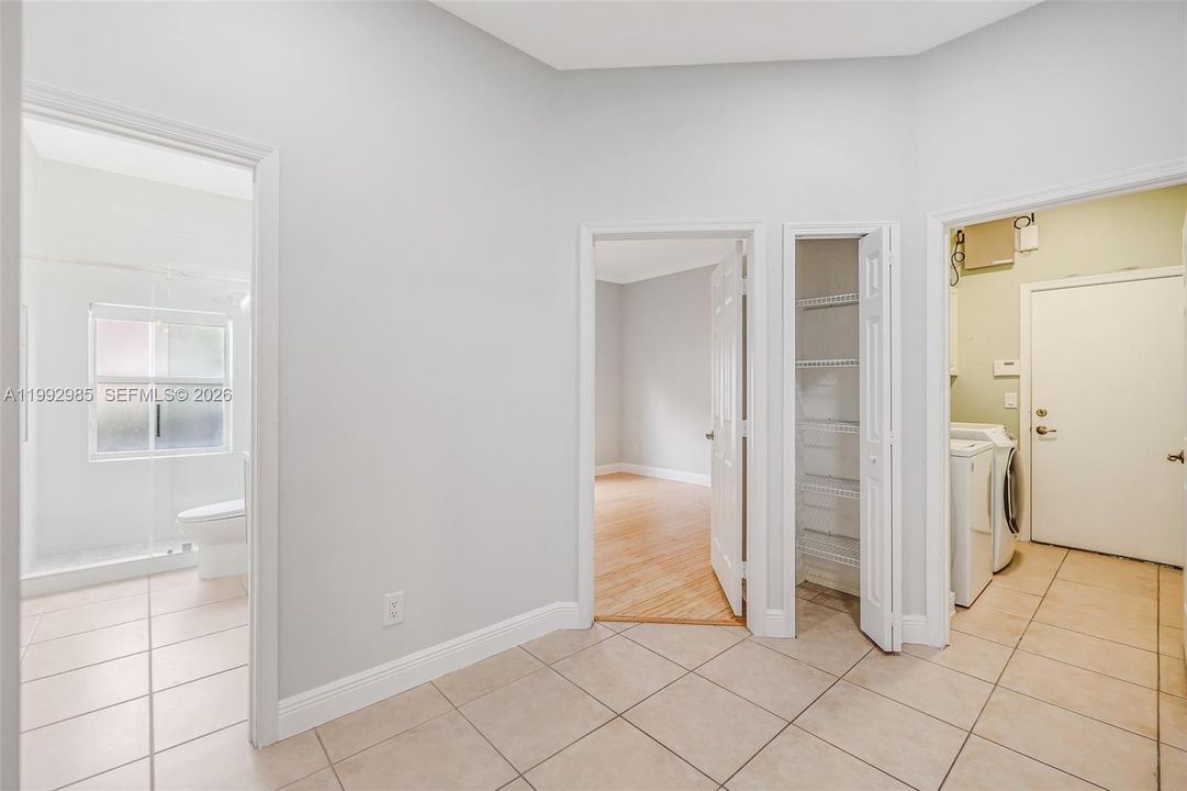 Active With Contract: $5,500 (4 beds, 2 baths, 2562 Square Feet)