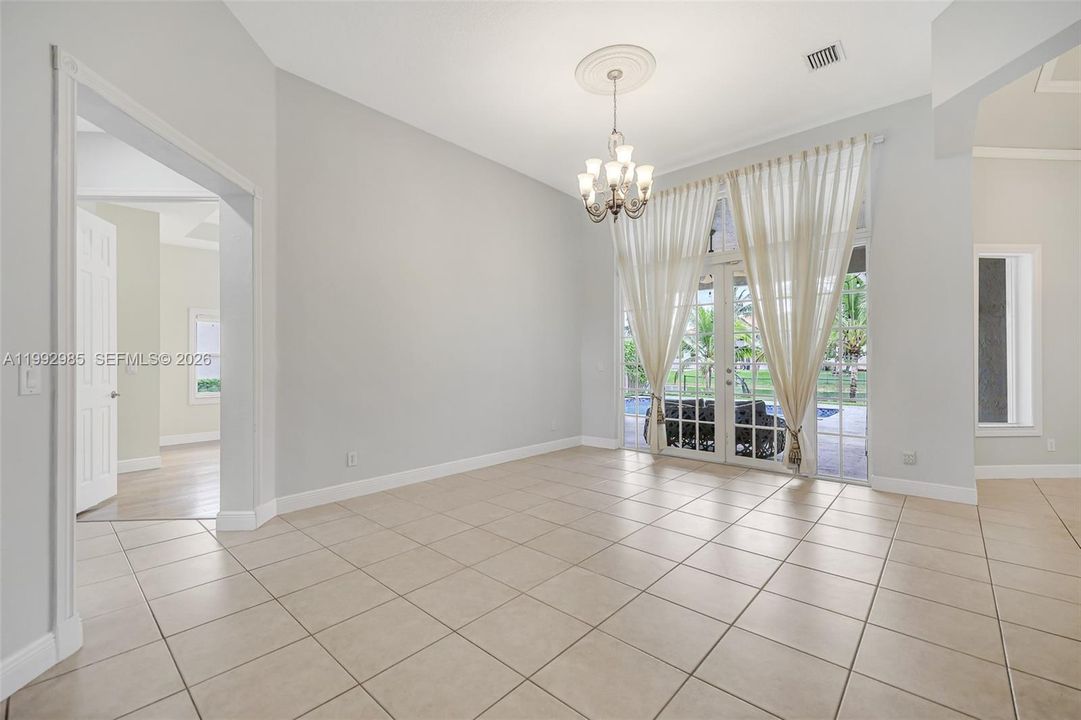 Active With Contract: $5,500 (4 beds, 2 baths, 2562 Square Feet)