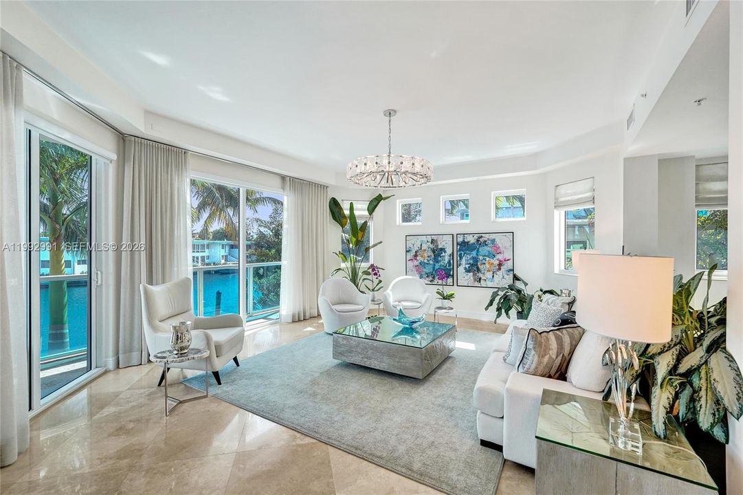 En Venta: $1,745,000 (2 camas, 2 baños, 2394 Pies cuadrados)