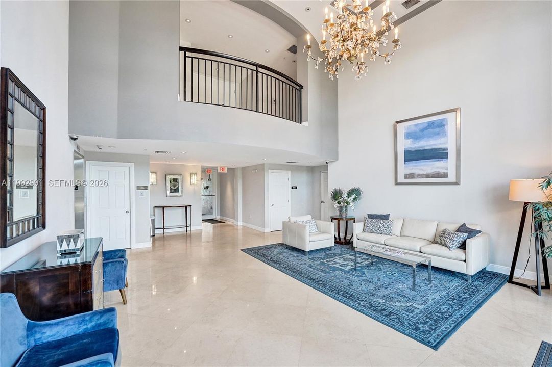 En Venta: $1,745,000 (2 camas, 2 baños, 2394 Pies cuadrados)