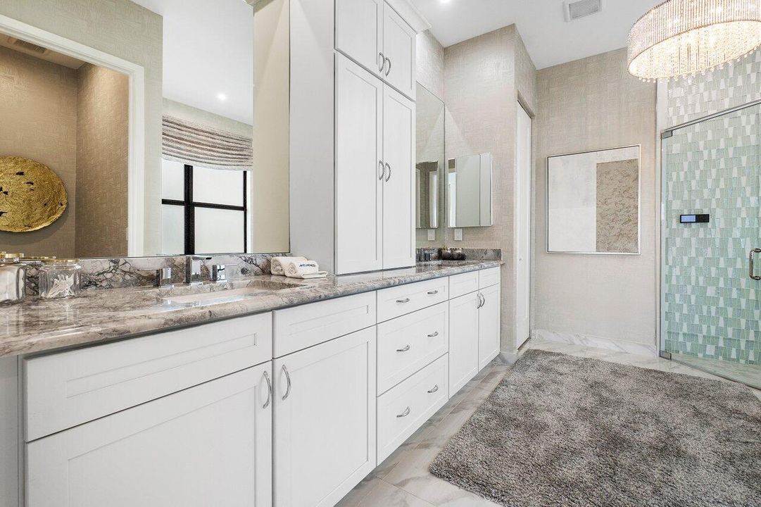 solana-bay-redondo-primary-bath