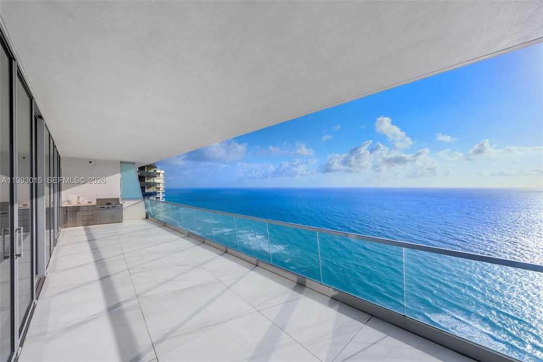For Sale: $7,299,000 (4 beds, 5 baths, 3252 Square Feet)