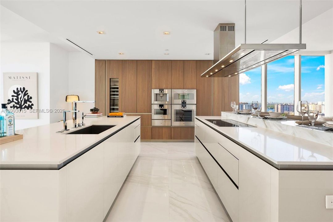 For Sale: $7,299,000 (4 beds, 5 baths, 3252 Square Feet)