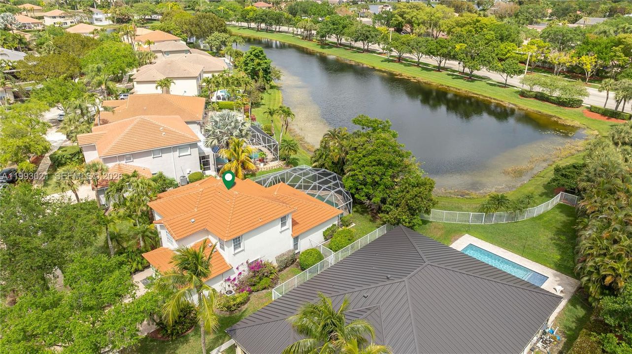 Activo con contrato: $970,000 (4 camas, 2 baños, 2541 Pies cuadrados)