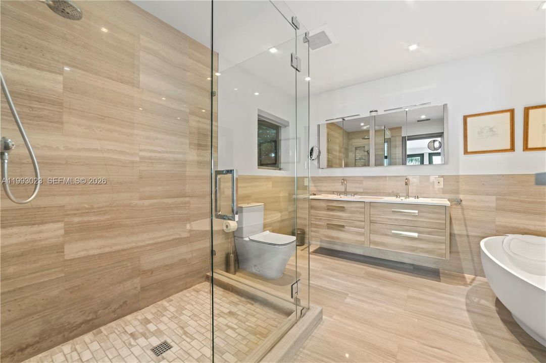 For Sale: $8,995,000 (4 beds, 4 baths, 4225 Square Feet)