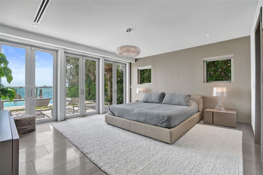 For Sale: $8,995,000 (4 beds, 4 baths, 4225 Square Feet)