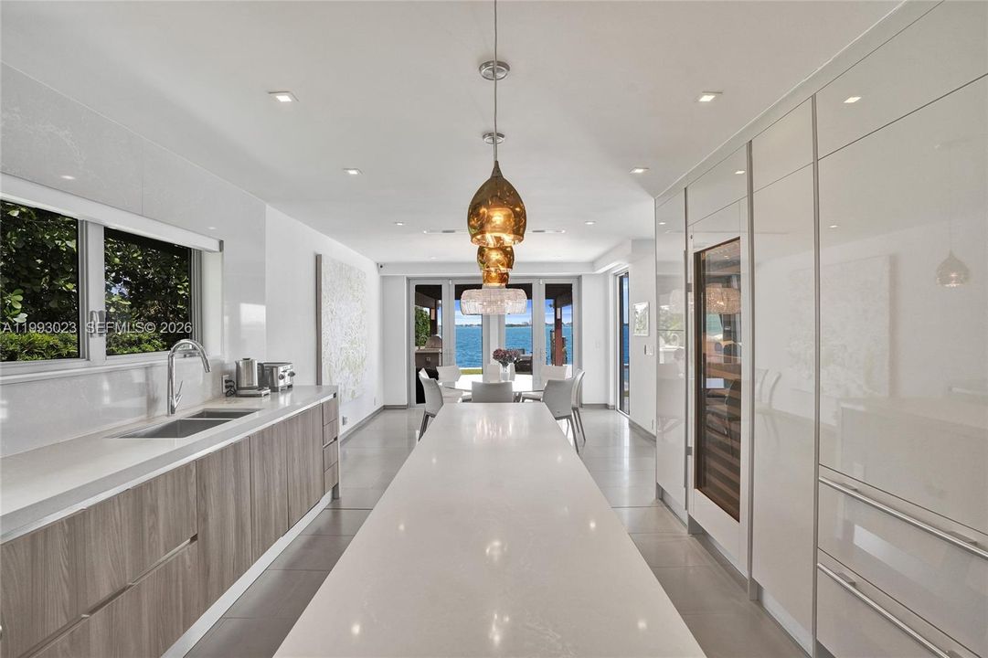 For Sale: $8,995,000 (4 beds, 4 baths, 4225 Square Feet)