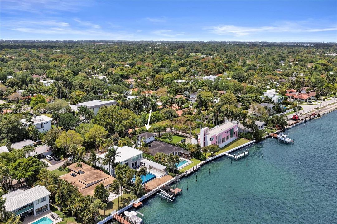 For Sale: $8,995,000 (4 beds, 4 baths, 4225 Square Feet)