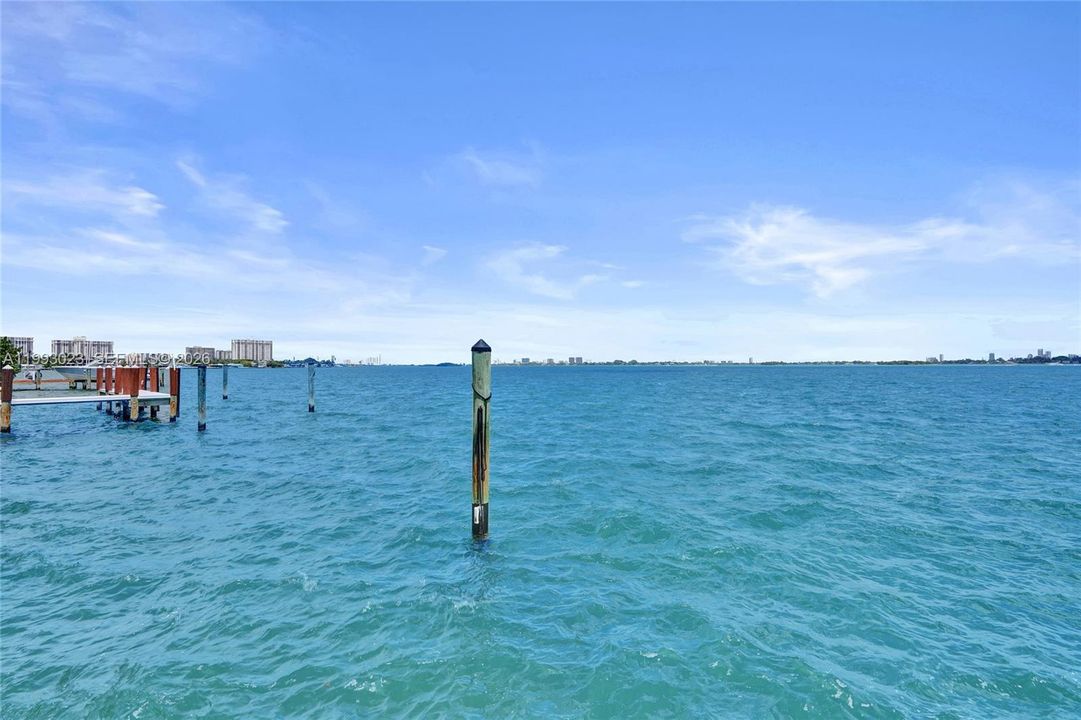 For Sale: $8,995,000 (4 beds, 4 baths, 4225 Square Feet)