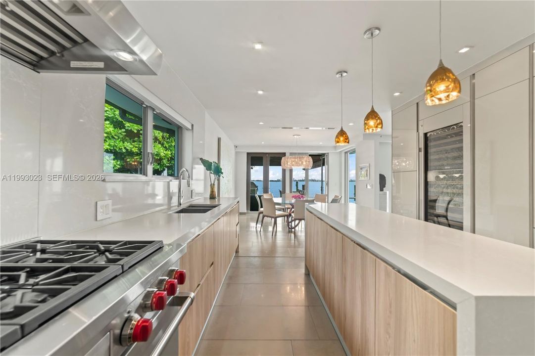 For Sale: $8,995,000 (4 beds, 4 baths, 4225 Square Feet)