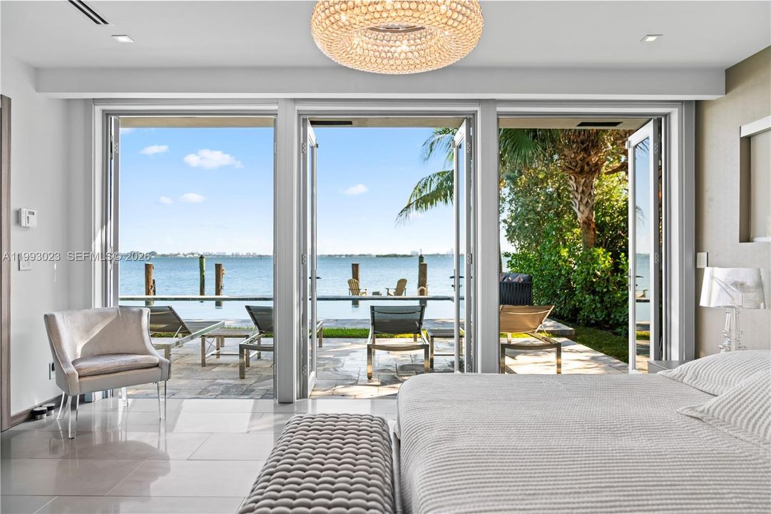 For Sale: $8,995,000 (4 beds, 4 baths, 4225 Square Feet)
