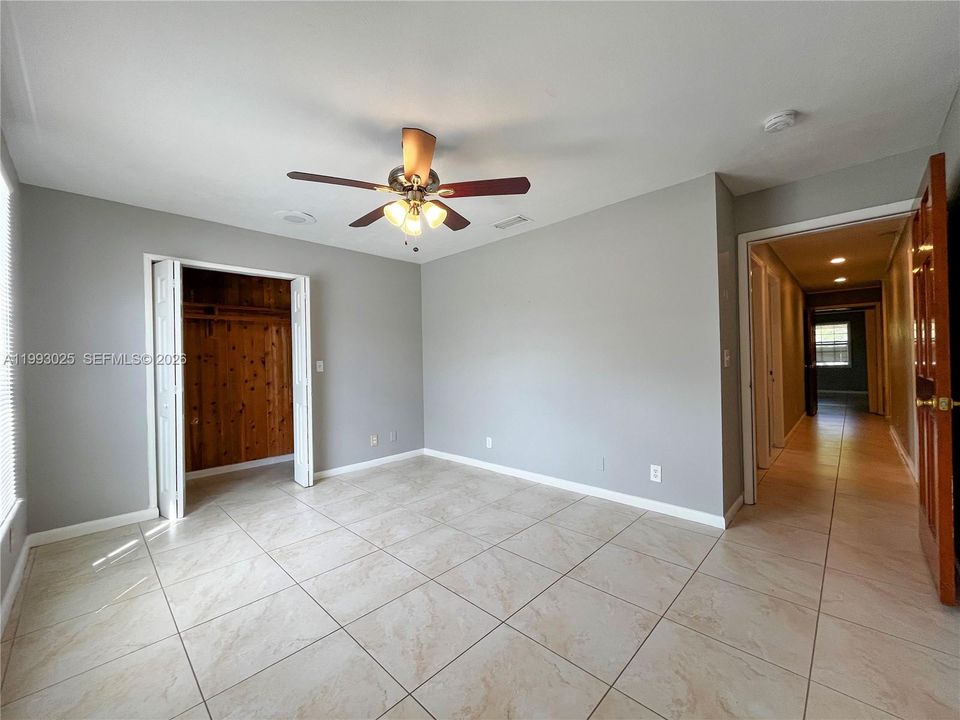Active With Contract: $475,000 (3 beds, 3 baths, 2079 Square Feet)