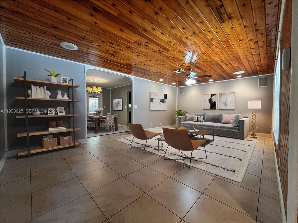 Active With Contract: $475,000 (3 beds, 3 baths, 2079 Square Feet)