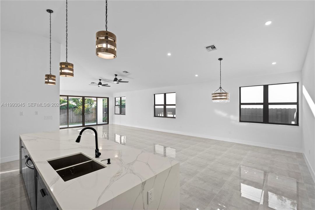 Active With Contract: $4,700 (4 beds, 3 baths, 2928 Square Feet)