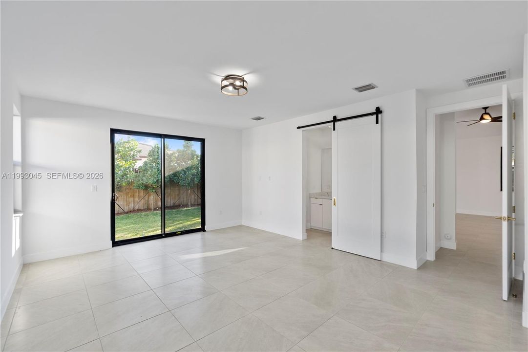 Active With Contract: $4,700 (4 beds, 3 baths, 2928 Square Feet)