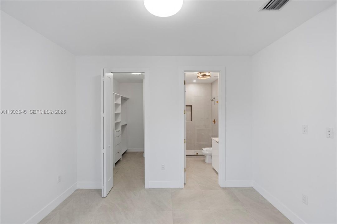 Active With Contract: $4,700 (4 beds, 3 baths, 2928 Square Feet)