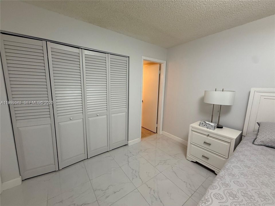 待售: $190,000 (2 贝兹, 2 浴室, 768 平方英尺)