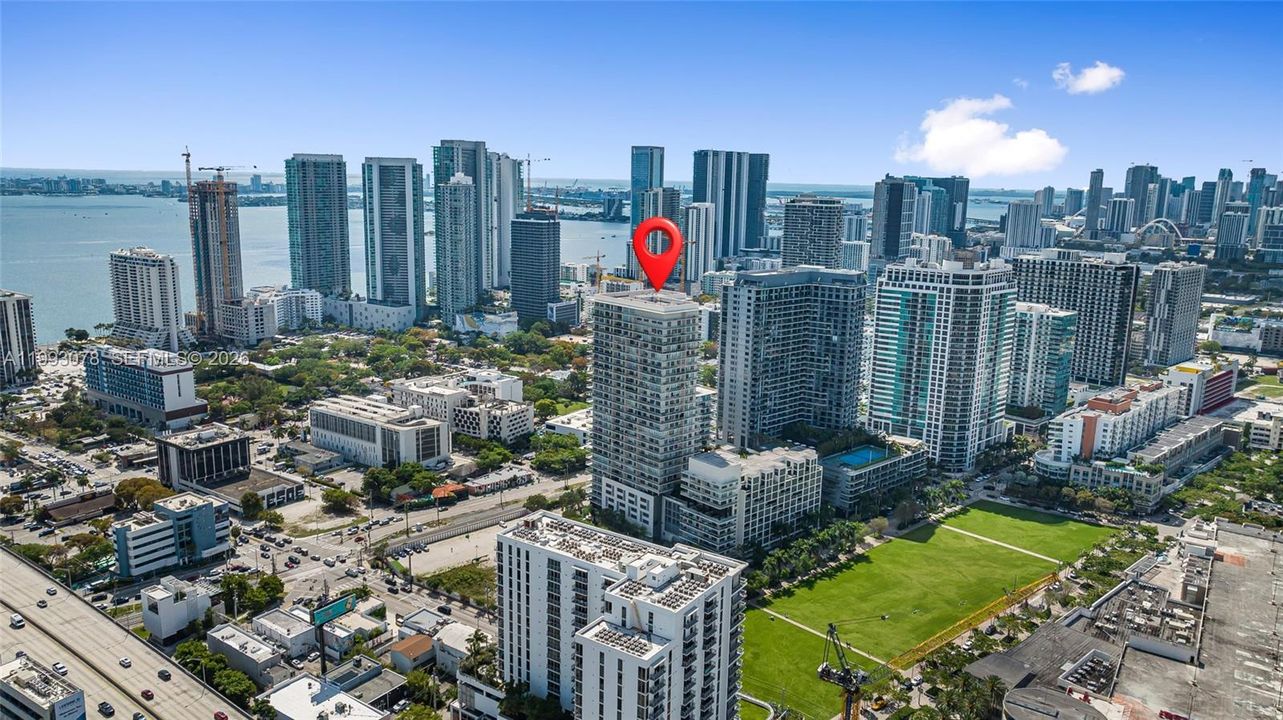 For Sale: $669,000 (2 beds, 2 baths, 1088 Square Feet)
