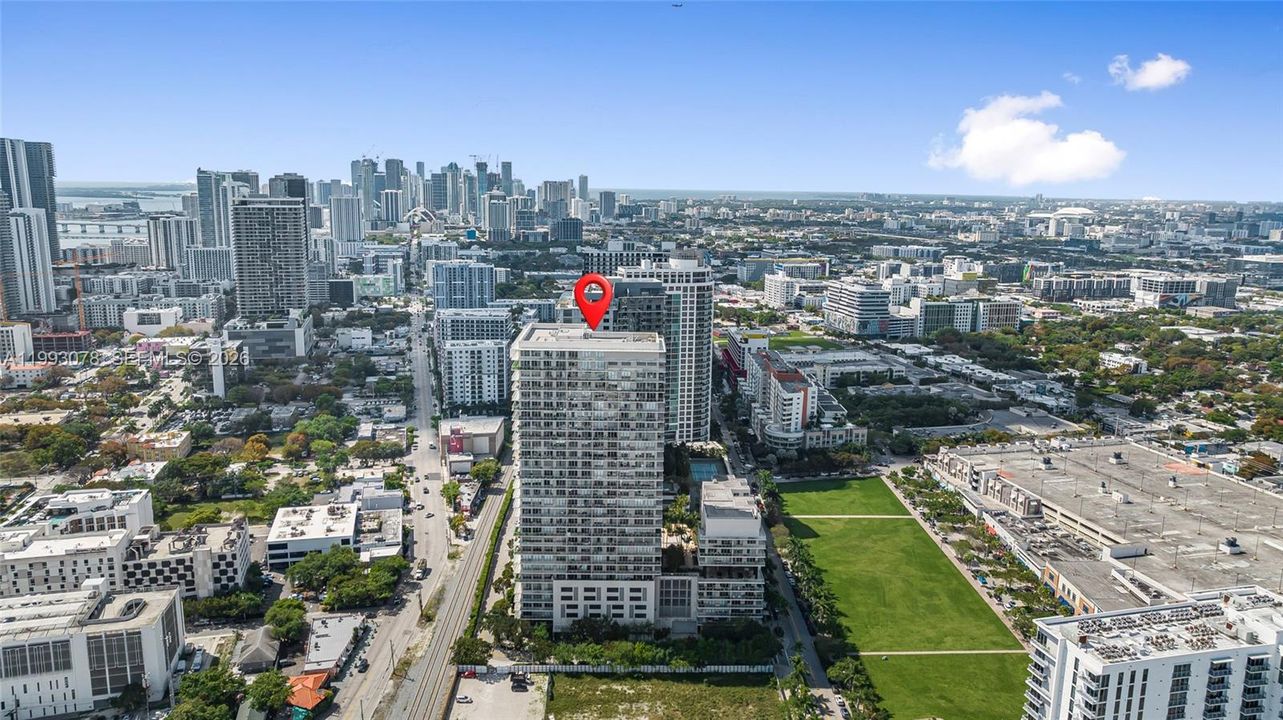 For Sale: $669,000 (2 beds, 2 baths, 1088 Square Feet)