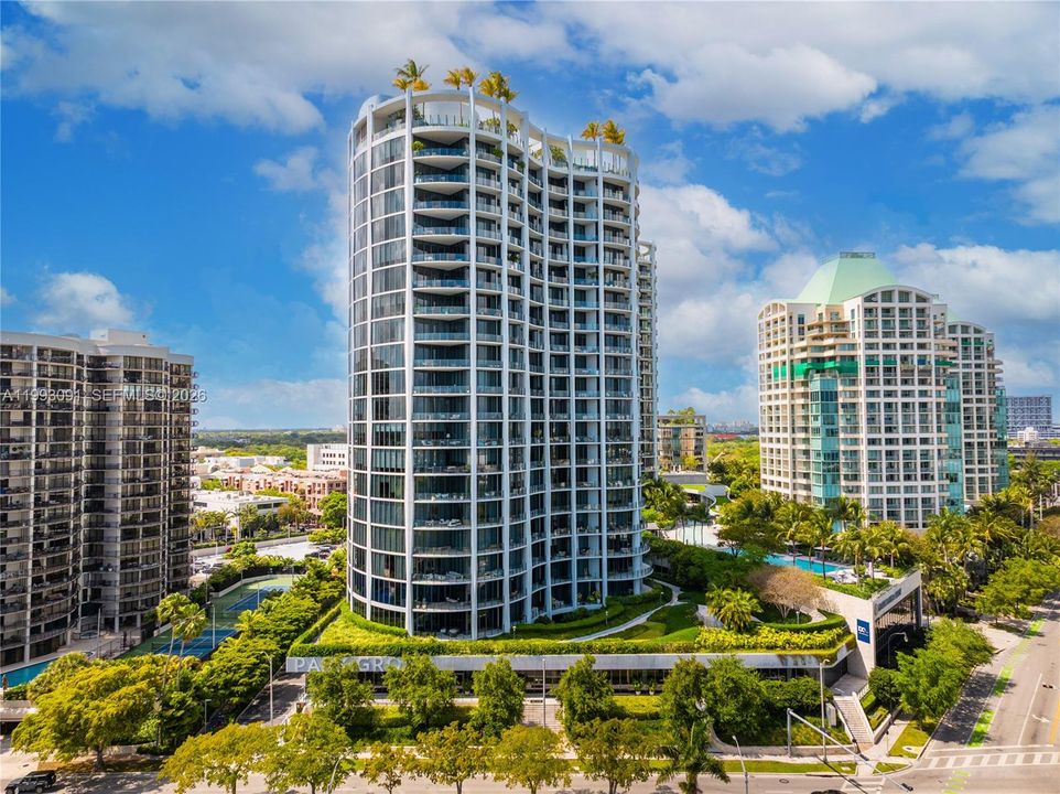 Active With Contract: $5,850,000 (4 beds, 3 baths, 2532 Square Feet)