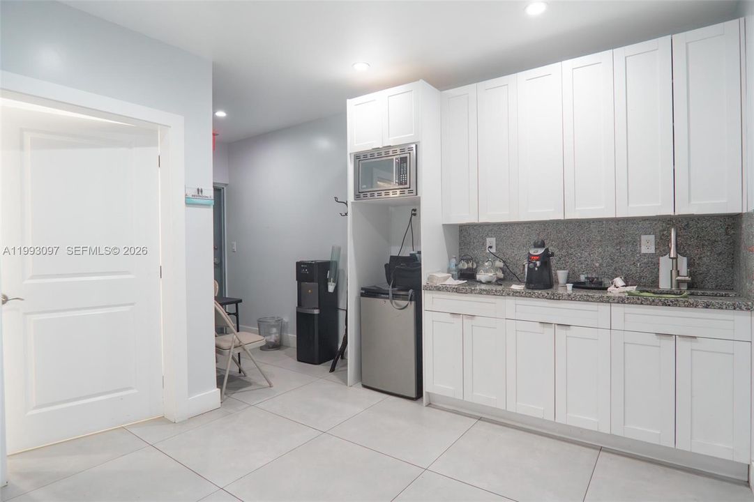 В аренду: $12,500 (0 спален, 0 ванн, 0 Квадратных фут)