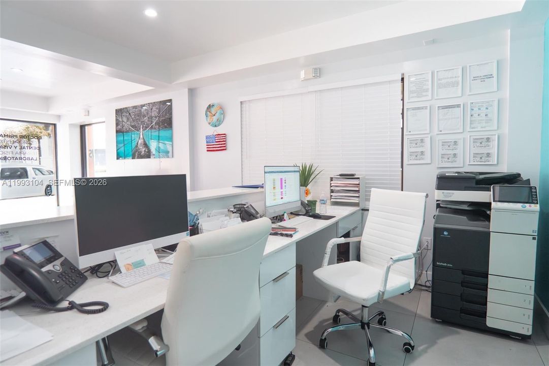 出租: $6,000 (0 贝兹, 0 浴室, 0 平方英尺)