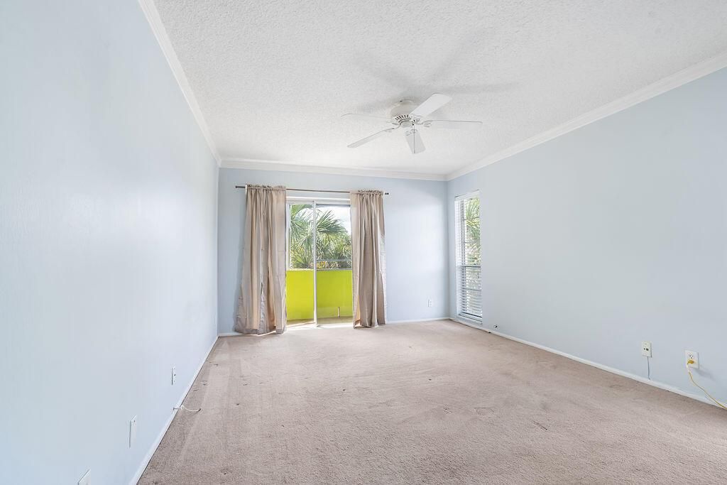 2GreenwayVillageN2105-3