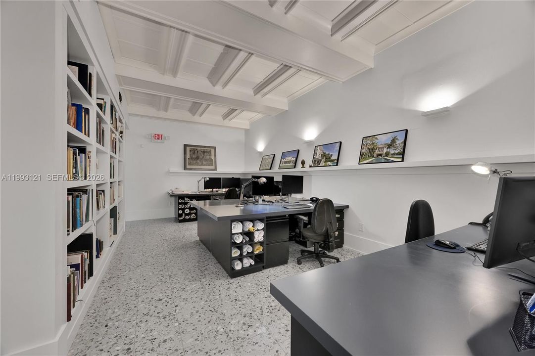 На продажу: $3,100,000 (0 спален, 0 ванн, 0 Квадратных фут)