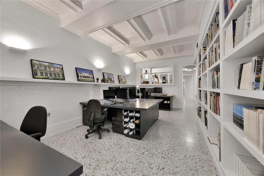 На продажу: $3,100,000 (0 спален, 0 ванн, 0 Квадратных фут)