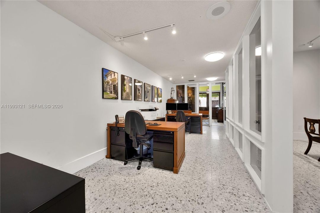 На продажу: $3,100,000 (0 спален, 0 ванн, 0 Квадратных фут)