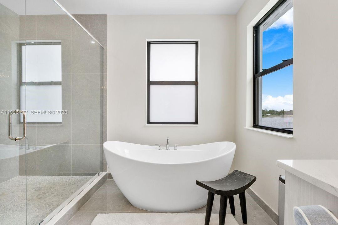 待售: $1,895,000 (5 贝兹, 6 浴室, 4238 平方英尺)