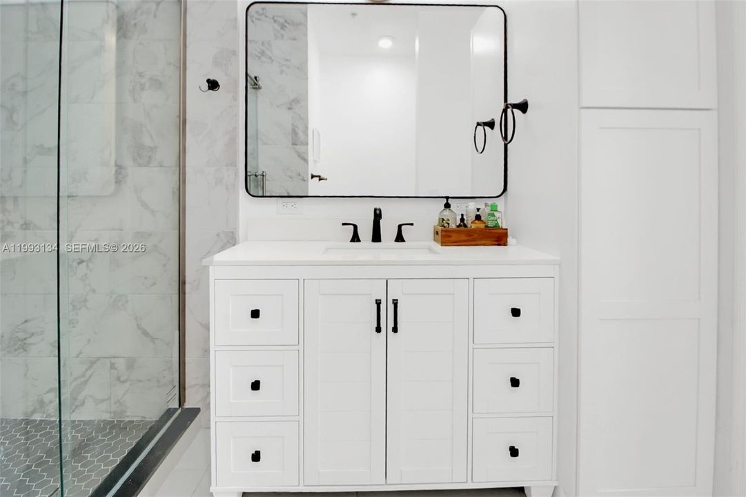 На продажу: $430,000 (3 спален, 2 ванн, 1340 Квадратных фут)