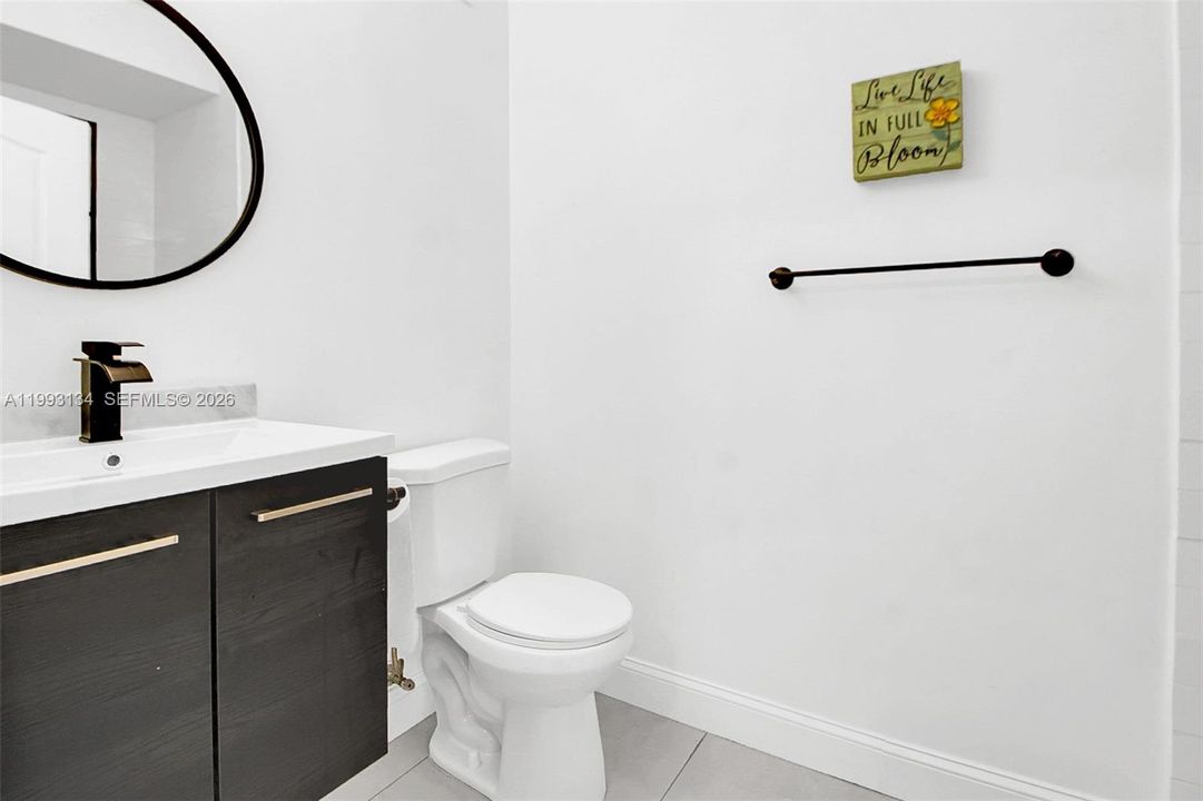 На продажу: $430,000 (3 спален, 2 ванн, 1340 Квадратных фут)