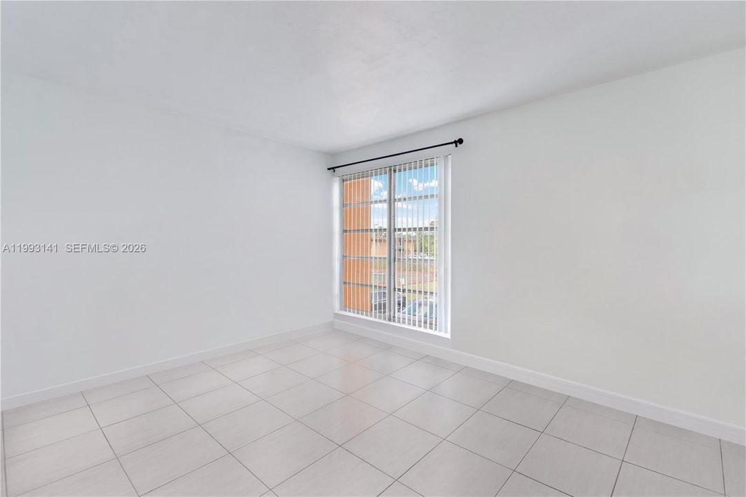 Activo con contrato: $239,000 (2 camas, 2 baños, 1262 Pies cuadrados)