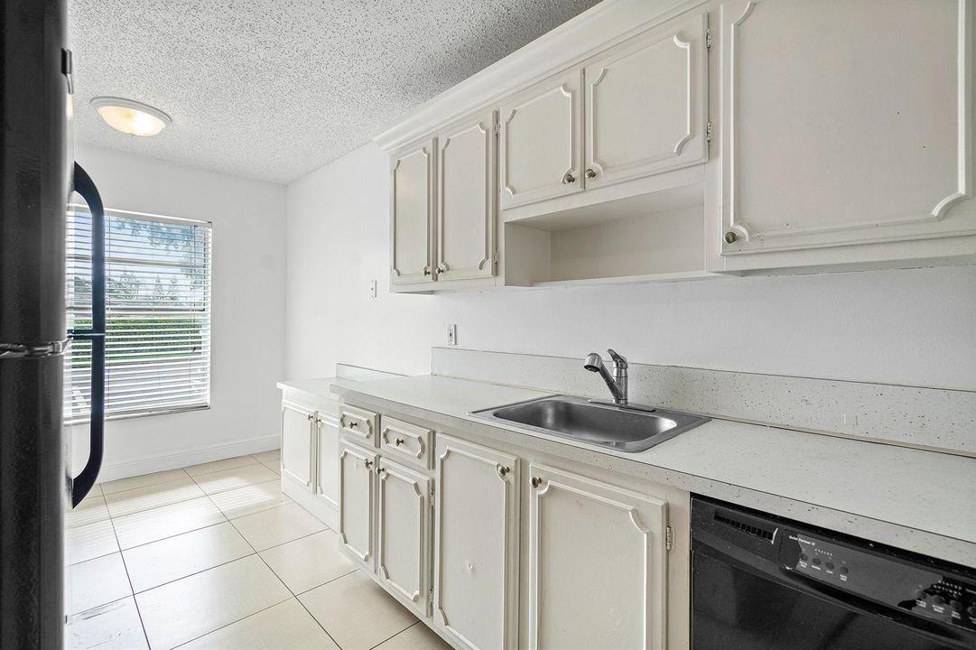 006-1021FlameVineAvenue-104-DelrayBeach-